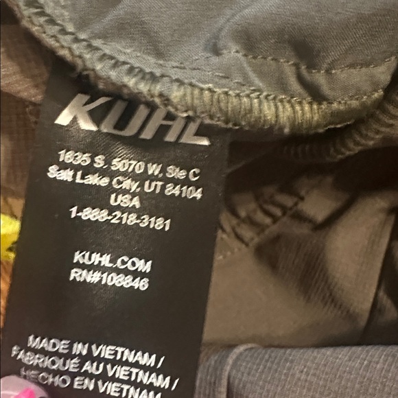 Men's Gray Kuhl Deceptor pants - Picture 8 of 10
